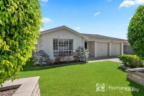 26 Kinaldy Cres, Kellyville, NSW 2155