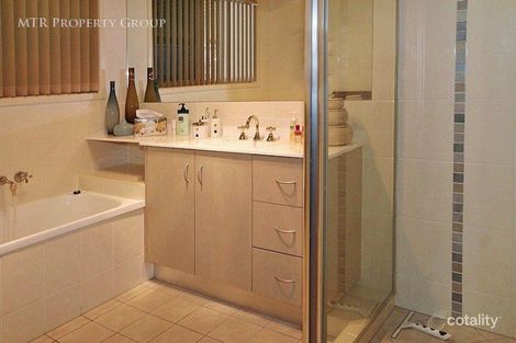 Property photo of 7 Daisy Place Doolandella QLD 4077