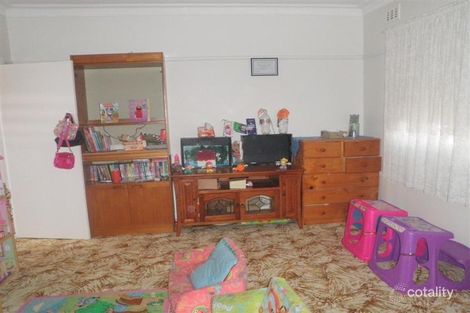 Property photo of 4 Harry Street Bendigo VIC 3550