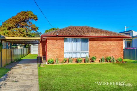 Property photo of 90 Scenic Drive Budgewoi NSW 2262