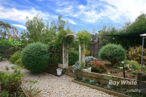 Property photo of 4 Brady Close Lynbrook VIC 3975