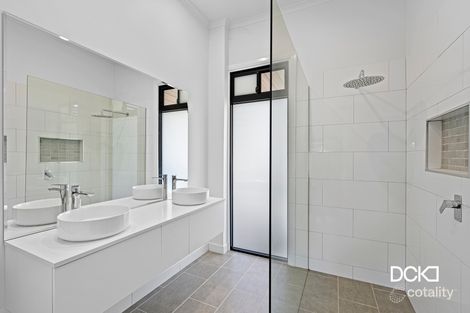 Property photo of 2 Beebe Street Flora Hill VIC 3550