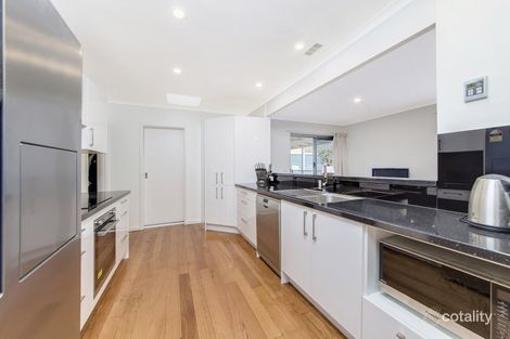 Property photo of 214 Osburn Drive Macgregor ACT 2615