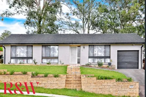 8 Demetrius Rd, Rosemeadow, NSW 2560