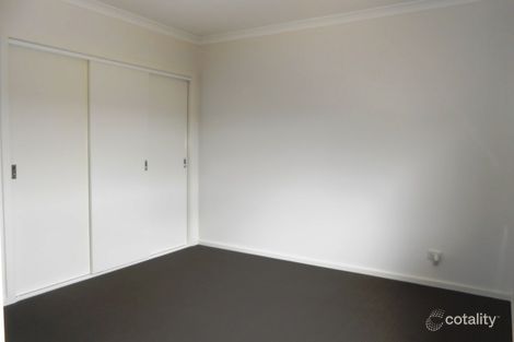 Property photo of 2/23 Strident Road Craigieburn VIC 3064