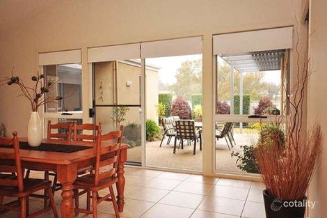 Property photo of 37 Newton Circuit Thurgoona NSW 2640