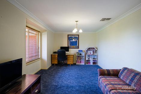 Property photo of 17 Lachlan Way Dubbo NSW 2830