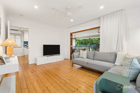 2 Canterbury St, Mount Gravatt East, QLD 4122
