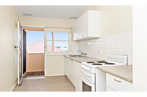 22 Queen St, Stockton, NSW 2295