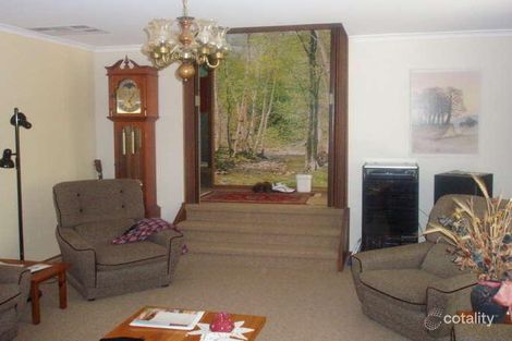 Property photo of 10 Mayview Drive Monbulk VIC 3793