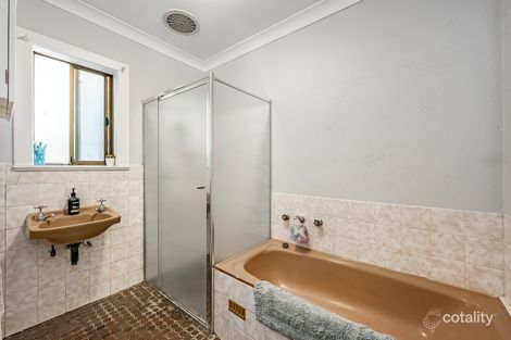 Property photo of 9 Kentish Road Elizabeth Downs SA 5113