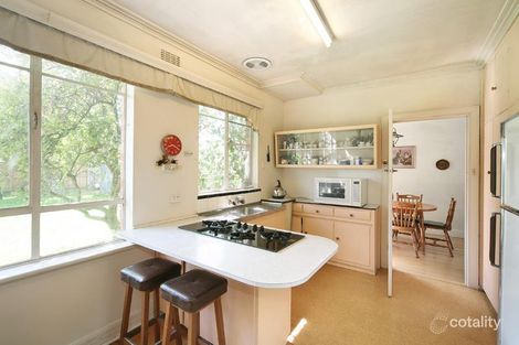 Property photo of 77 Waratah Street Bentleigh East VIC 3165