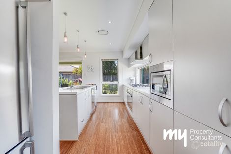 Property photo of 17 Minya Crescent Gledswood Hills NSW 2557