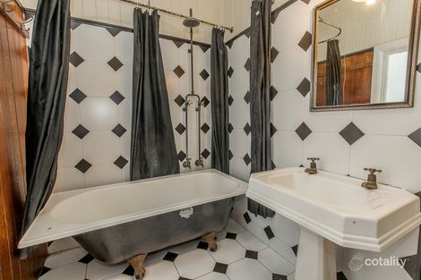 Property photo of 18 Isley Street North Ward QLD 4810