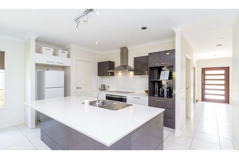 Property photo of 20 Ellenborough Avenue Ormeau Hills QLD 4208