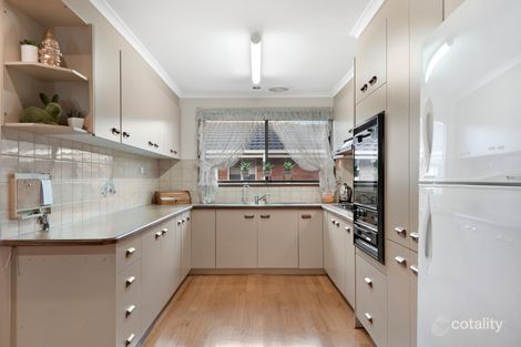 Property photo of 97 Georgette Crescent Endeavour Hills VIC 3802