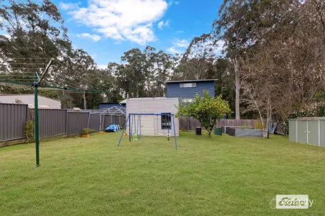 Property photo of 60 Karoola Crescent Surfside NSW 2536