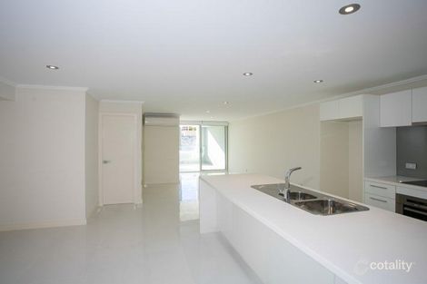 Property photo of 3/3A Bellion Drive Hamilton Hill WA 6163
