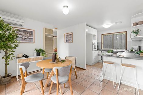 Property photo of 6 Waverley Close Narre Warren VIC 3805