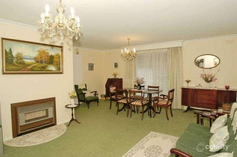 Property photo of 14 Cherry Tree Grove Croydon VIC 3136