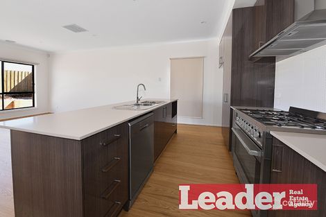 Property photo of 2 Leandon Avenue Wollert VIC 3750