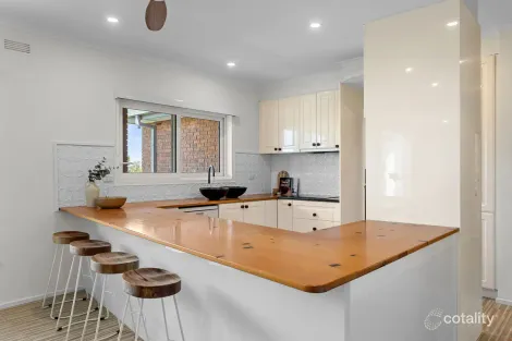 Property photo of 1 Dover Court Somers VIC 3927