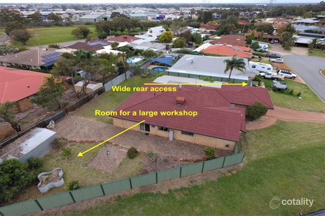 Property photo of 18 Bucknell Place Swan View WA 6056