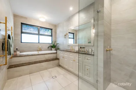 Property photo of 11 Cobbadah Street O'Malley ACT 2606