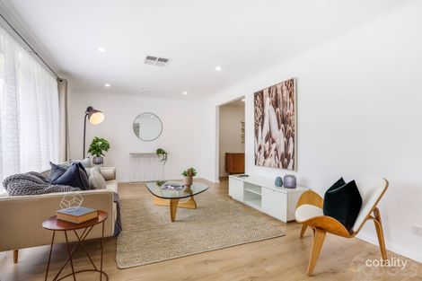 Property photo of 10 Coolabah Crescent Hoppers Crossing VIC 3029