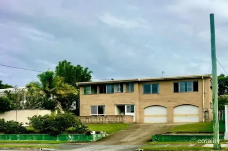 16 Geoffrey Ave, Southport, QLD 4215