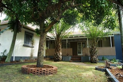 11 Scarborough Rd, Redcliffe, QLD 4020