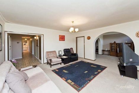 Property photo of 125 Gabriel Street Cloverdale WA 6105