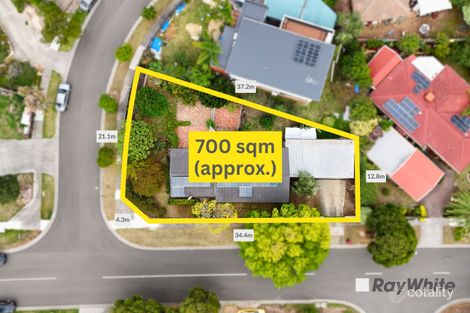 Property photo of 13 Hardman Court Endeavour Hills VIC 3802