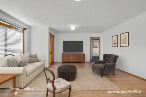 Property photo of 1/49 Hiern Road Blackmans Bay TAS 7052