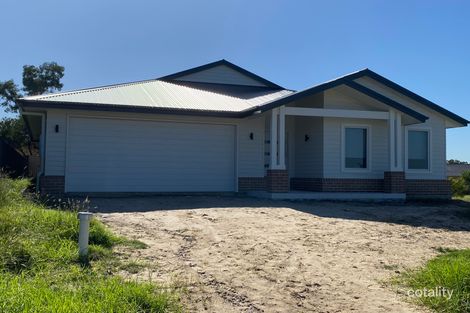 66 Benjamin Cct, Hunterview, NSW 2330