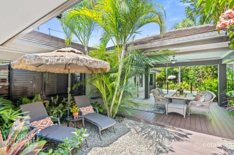 Property photo of 4 Savaii Close Palm Cove QLD 4879
