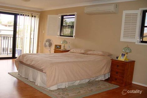 Property photo of 2/415 Upper Cornwall Street Coorparoo QLD 4151