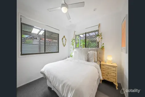 Property photo of 1 Satellite Court Mudgeeraba QLD 4213