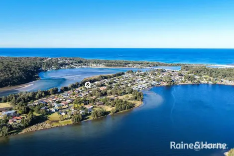 Property photo of 10 Honeysuckle Close Burrill Lake NSW 2539