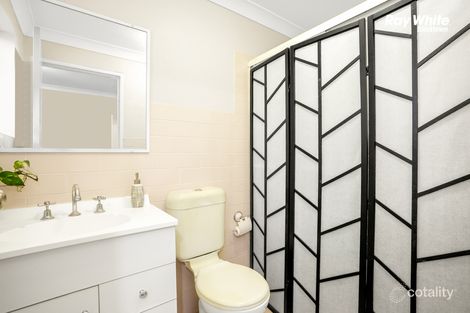Property photo of 23/11-13 Fourth Avenue Blacktown NSW 2148