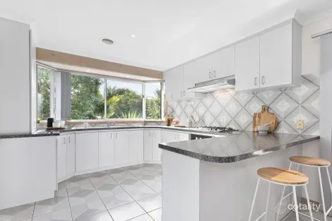 Property photo of 12 Thames Boulevard Werribee VIC 3030