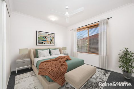 Property photo of 98 Brookeside Crescent Seventeen Mile Rocks QLD 4073