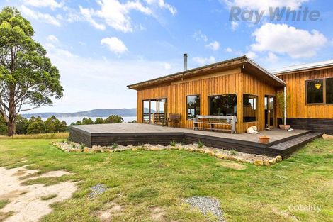 Property photo of 153 Coxs Road Middleton TAS 7163