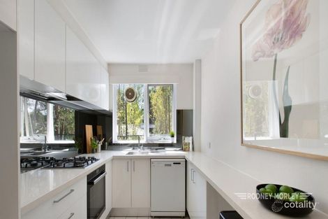 Property photo of 10/637 Orrong Road Toorak VIC 3142