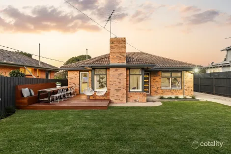 13 Murray St, Highton, VIC 3216