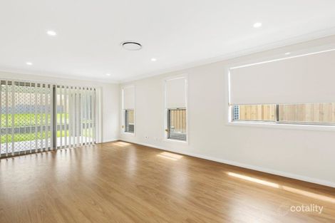 Property photo of 36 Threlkeld Crescent Fletcher NSW 2287