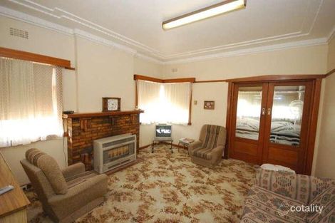 Property photo of 15 Brinkley Avenue Wendouree VIC 3355