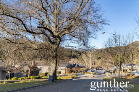 Property photo of 1 Hull Road Marysville VIC 3779