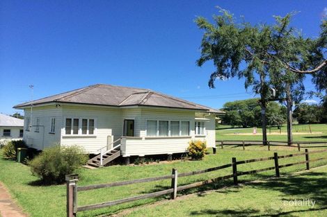 14 Hillside St, Newtown, QLD 4350