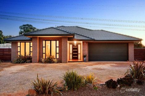 Property photo of 34 Kamarooka Drive Wattle Glen VIC 3096